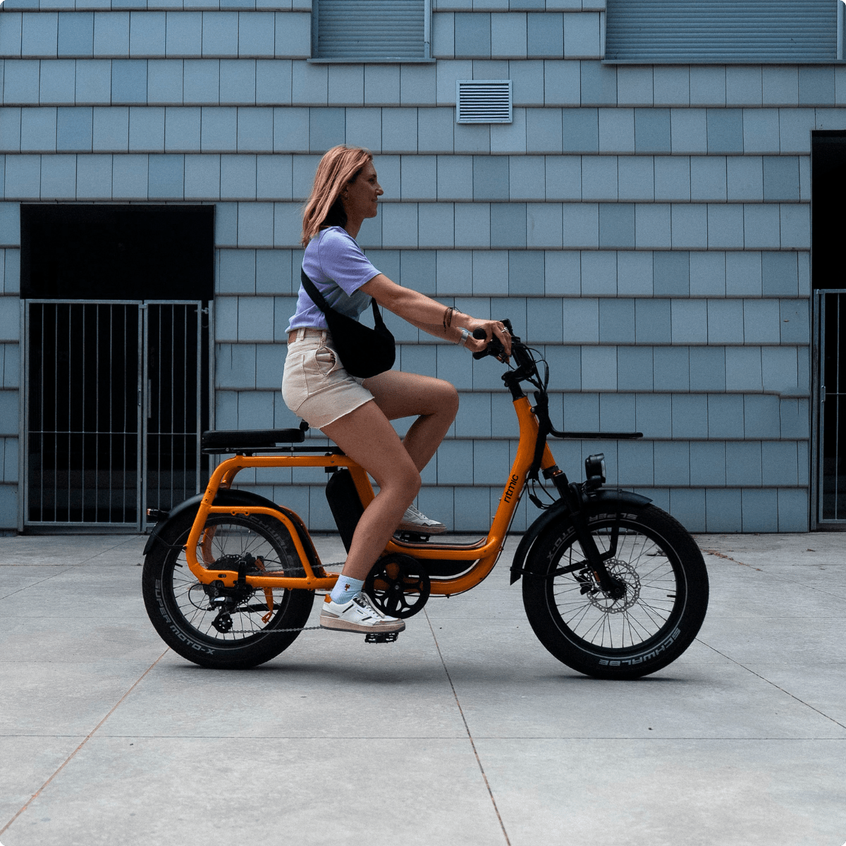 Ritmic Solo - vélo électrique cargo compact - ElwingStandardJaune ambré