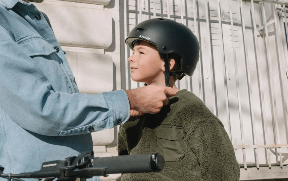 Le casque est-il obligatoire sur vélo électrique ? - Elwing