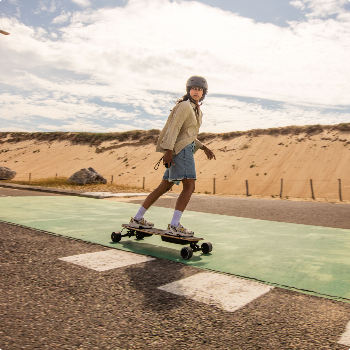 469,99€ Le Skateboard électrique Tout-terrain SYL-8 V3 Avec Telecommande Roues 8 Pouces 469,99€ Le Skateboard électrique Tout-terrain SYL-8 V3 Avec Telecommande Roues 8 Pouces